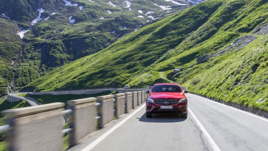  Mercedes-Benz GLC350 d 4Matic AMG Line Coupe 2016 года  (фото 7 из 26)